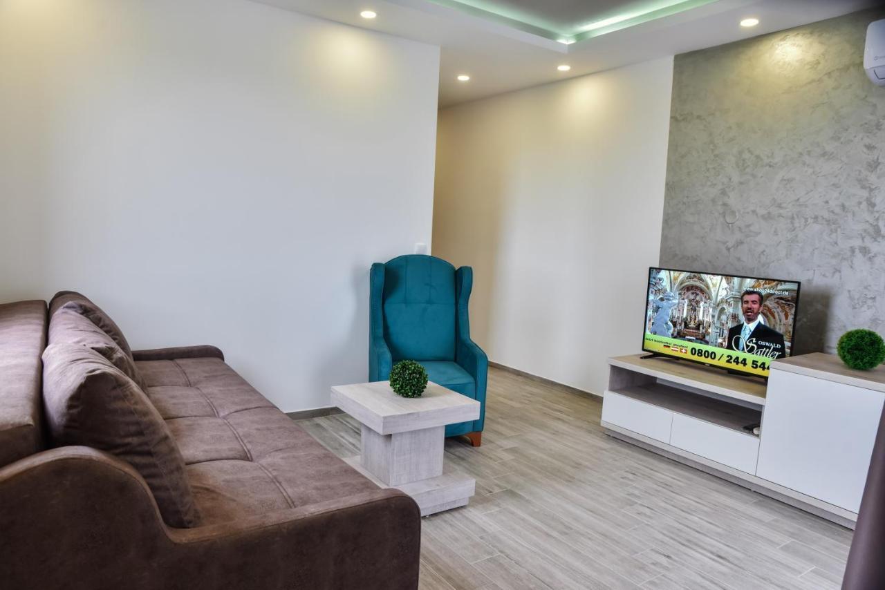 Heaven Lux Ulcinj Hotell Eksteriør bilde
