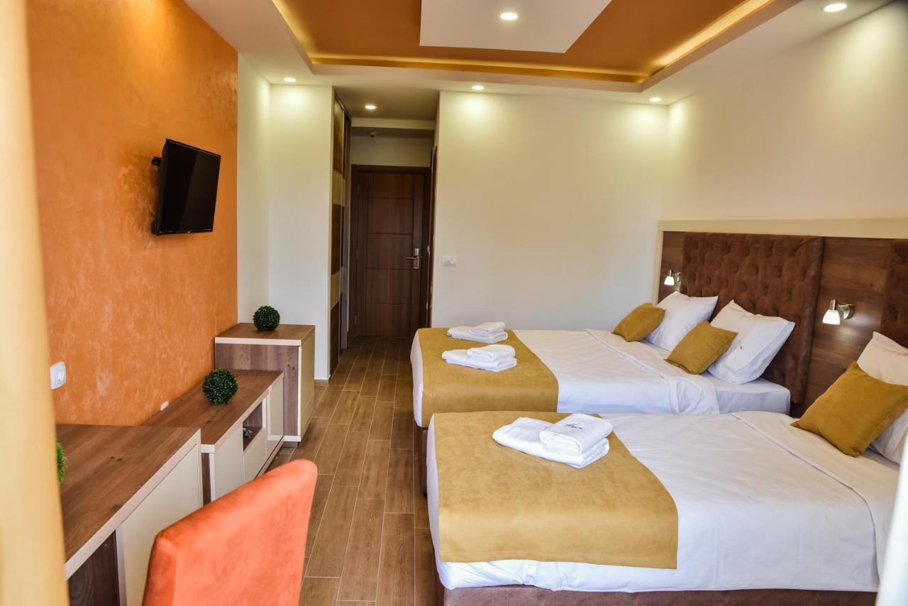 Heaven Lux Ulcinj Hotell Eksteriør bilde
